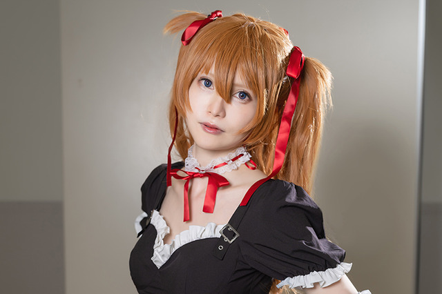 【コスプレ】『新世紀エヴァンゲリオン』アスカのゴスロリにグッとくる!人気レイヤー・赤木クロ【写真6枚】 画像