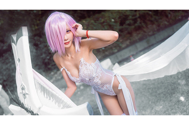 【コスプレ】『FGO』純白ドレスのマシュが可憐!注目レイヤー・零崎沙耶【写真8枚】 画像