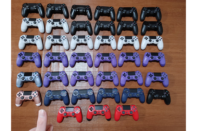 “テトリスの神”になる代償とは！？「あめみやたいよう」が壊れたコントローラー38台の写真を投稿し、5.6万いいね 画像