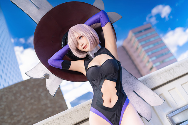 【コスプレ】青空の下に立つ『FGO』マシュがスタイリッシュ!中国レイヤー・箱ネコ【写真7枚】 画像