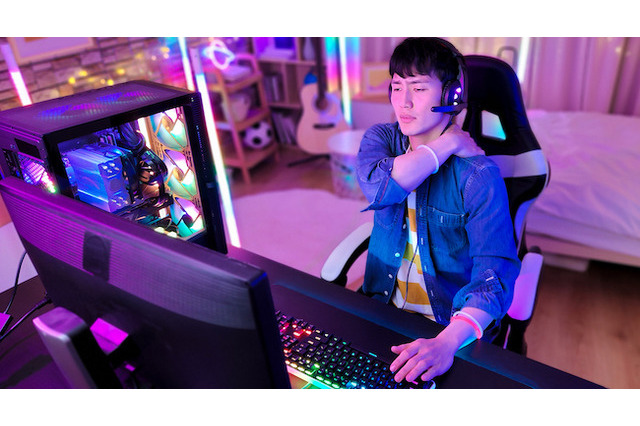 ゲーマーのためのお手軽ネックエクササイズ―楽しいゲームライフも健康な身体があってこそ 画像