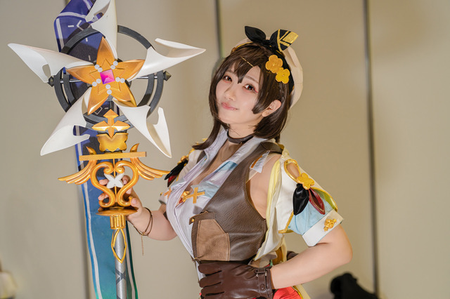 【コスプレ】アニメも待ち遠しい『ライザのアトリエ』!注目レイヤー・三丸さーやが造形にもこだわった美しいコスプレを披露【写真6枚】 画像