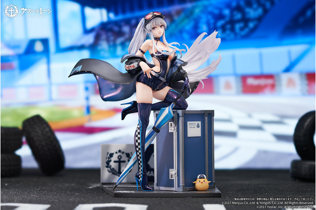 胸元から腰まで、大胆に下げたファスナーから覗く柔肌!『アズレン』エンタープライズのレースクイーンフィギュアが刺激たっぷり 画像
