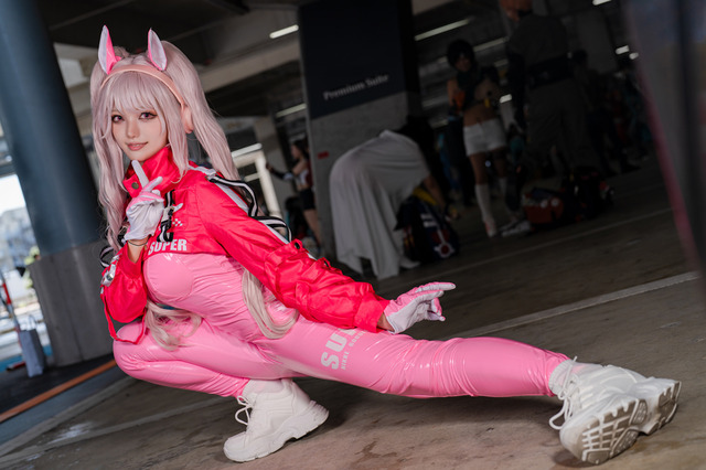 【コスプレ】初めてのイベント参加は『NIKKE』アリス！キュートなウサ耳アリスにメロメロ！注目レイヤー・Rira【写真8枚】 画像