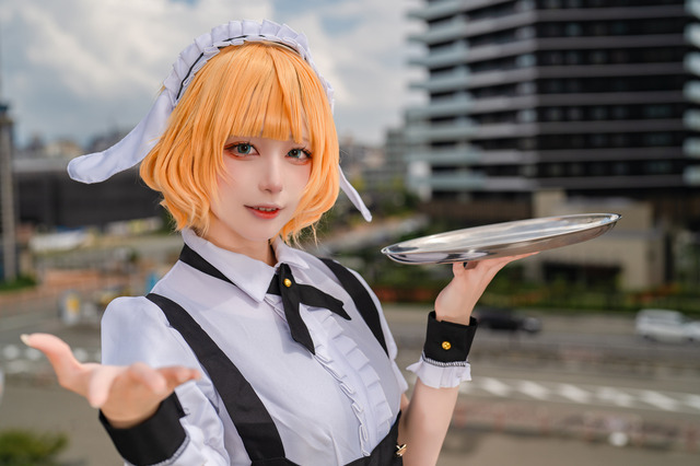 【コスプレ】ご注文はシャロですか?透明感溢れる絶対可憐美少女に一目惚れ!人気レイヤー・月海つくね【写真9枚】 画像