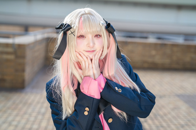 【コスプレ】思わず誘惑されそうな可愛さ…にじさんじ・魔界ノりりむの制服姿が愛くるしさ満点!注目レイヤー・なぁちゃん【写真8枚】 画像