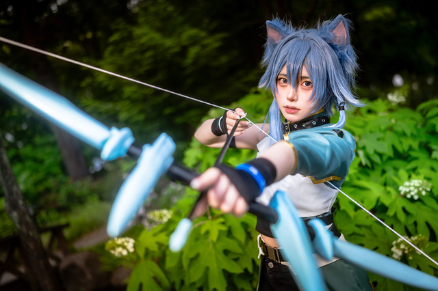 【コスプレ】Tiktokフォロワー約430万!超人気美女が優美かつ強力な存在感で「SAO」シノンを披露 画像
