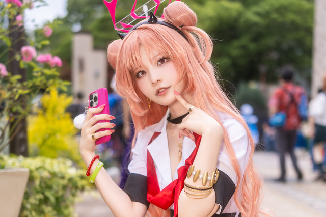 【コスプレ】『ブルーアーカイブ』キララの美貌がてぇてぇ!関西の人気美女レイヤー・やもはちこ【7枚】 画像