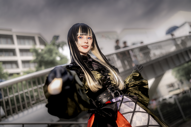 【コスプレ】福岡の美女レイヤーが「ホロライブ」儒烏風亭らでんに!ゴシックドレスを着こなす隙の無い美貌に脱帽【8枚】 画像