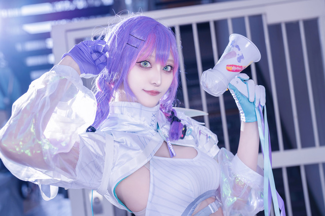 【コスプレ】スタイル抜群のトワ様に笑顔が眩しい星川サラ、表情が可愛すぎる初音ミクまで!個性溢れる美女レイヤー8選 画像