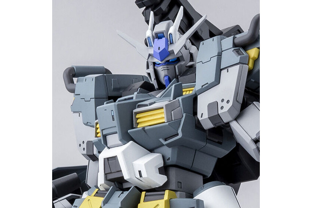 MGガンプラ新作「ガンダムストームブリンガー P.F.」プレバンで二次受注!新規パーツでより重装甲、重武装なシルエットに 画像