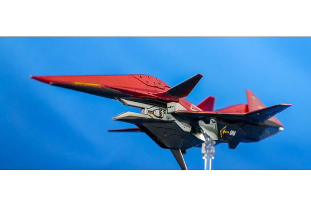 『エースコンバット』コトブキヤ1/144「ADF-01」プラモレビュー！シャープな機首に差し替え変形のTLS…これまでの蓄積が光る傑作キット【特集】 画像
