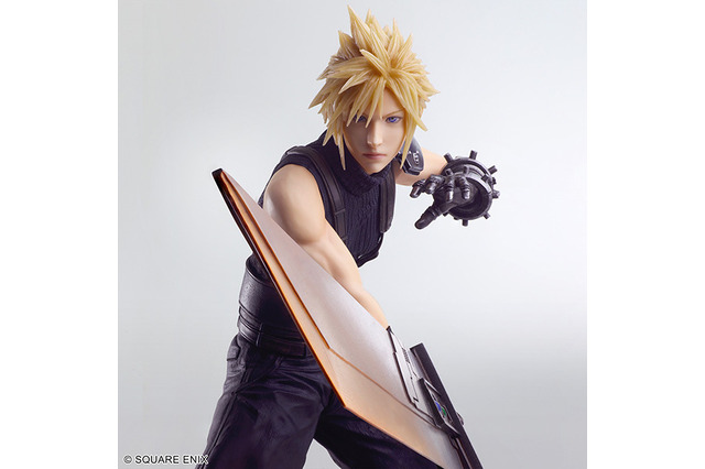 敵を見据える凛々しくも険しい表情にも注目！『FF7リバース』より「クラウド」がバスターソードを構えた勇ましい姿で立体化 画像