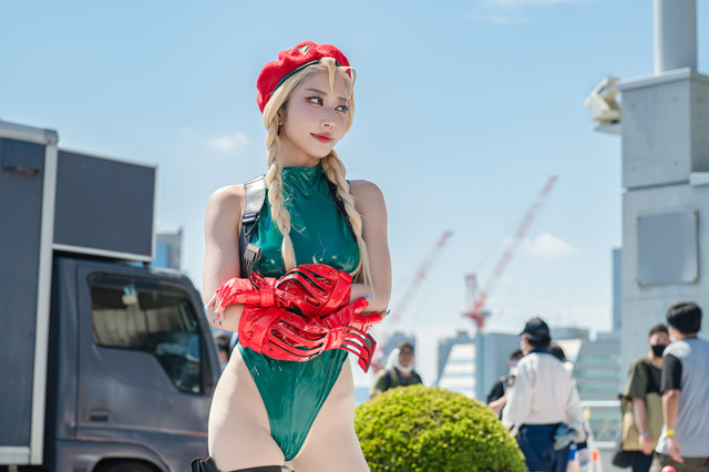 【コスプレ】本物すぎるキャミィに、『ゼンゼロ』“鮫メイド”エレンまで！昨年のコミケ美女レイヤーをプレイバック【写真52枚】 画像
