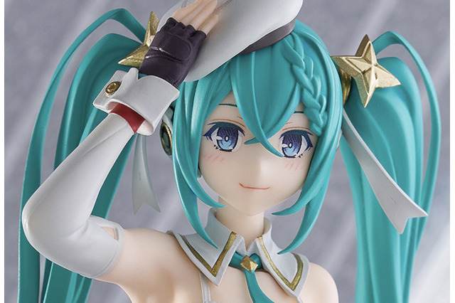 ムチムチ太ももがたまらない!トリダモノ氏による「レーシングミク」フィギュアの予約締切が迫る 画像