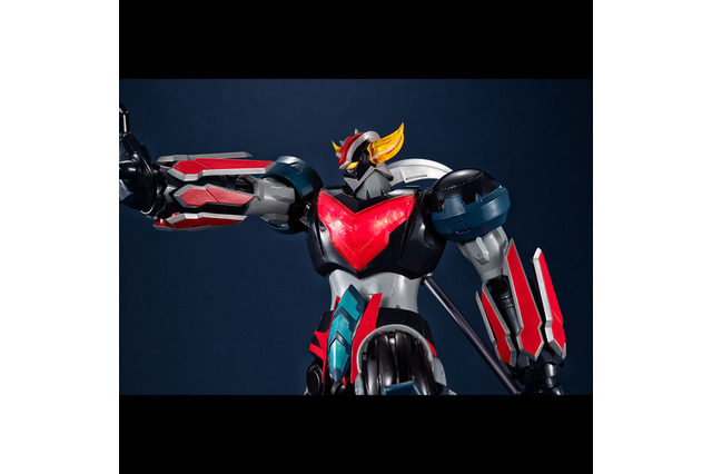 「グレンダイザーU」スクリュークラッシャーパンチ発動！豊富なパーツで劇中アクションを再現できるフィギュアが予約受付中 画像