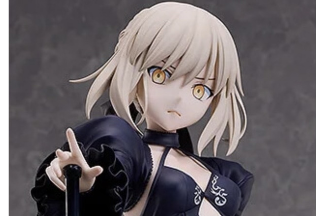 『FGO』セイバーオルタが1/4スケールで“現界”！圧倒的ボリュームで剣を持ち、凛々しく立つ姿が美しい 画像