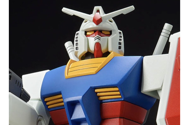 話題の初代ガンプラ「1/144 ガンダム」リバイバルキットがコンビニでも買える！ローソン、ファミリーマートで10月16日発売 画像
