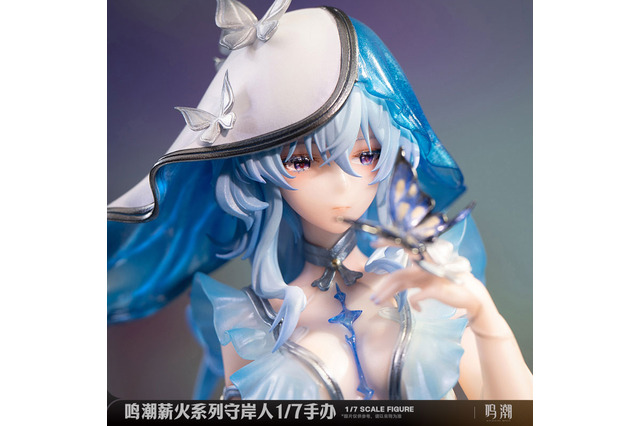 透き通る素肌が美しい…!『鳴潮』ショアキーパーがゲーム内イラストを元に立体化―台座とのコントラストにも注目 画像