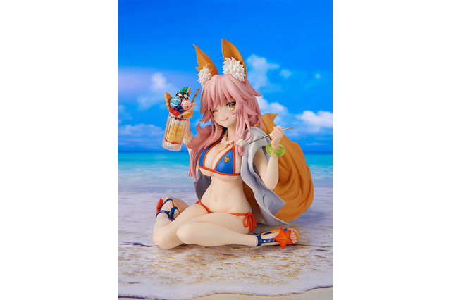 ウィンクする表情や佇まいが愛らしい!『FGO』より水着姿の「玉藻の前」がフィギュア化―最終再臨を常夏感たっぷりに再現 画像