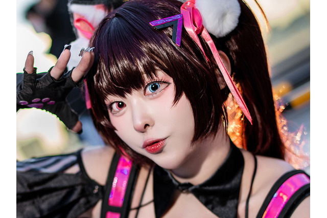 【コスプレ】韓国美女がスタイル抜群！『NIKKE』ネロの大胆なポージングに酔え【写真8枚】 画像