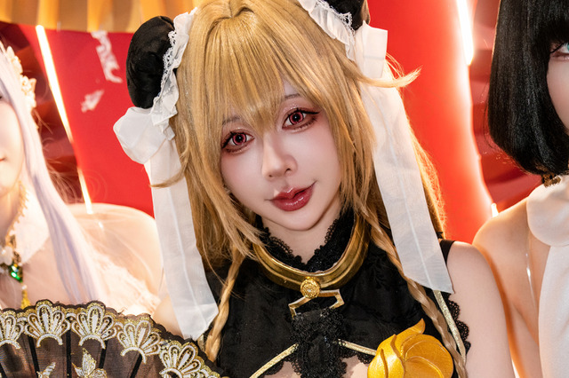 【コスプレ】『アズレン』黒チャイナドレスから覗く、ガーターベルト&ストッキングが蠱惑的すぎ―台湾美女によるアンカレッジ【写真10枚】 画像