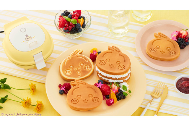 「ちいかわ」生地を流して蓋を閉じるだけ！可愛い「うさぎ」型になるパンケーキメーカーが発売 画像