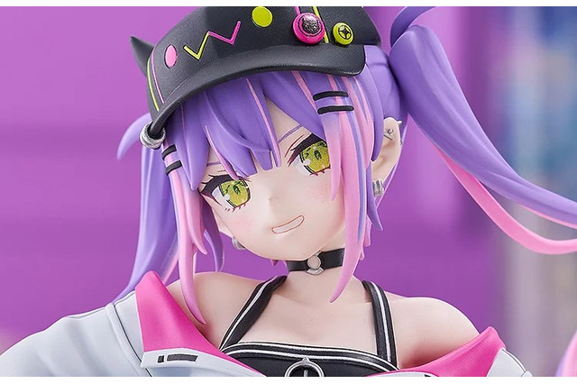太ももに網タイツ!ホロライブ・常闇トワのへそ出し眩しいフィギュアが予約受付中 画像