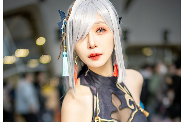 【コスプレ】八頭身美女が妖艶なチャイナドレス姿を披露!『原神』申鶴のアジアンビューティーっぷりがハンパない【写真12枚】 画像