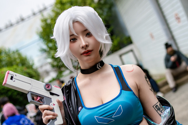 【コスプレ】台湾美女の『VALORANT』ジェットが蠱惑的!思わず目で追ってしまうスタイル【写真7枚】 画像