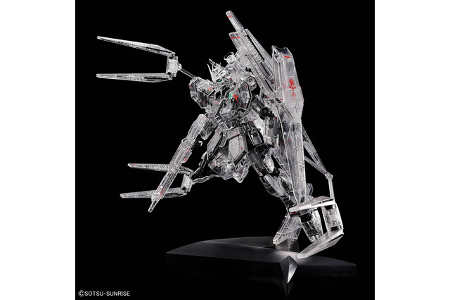 逆襲のシャアより「νガンダム」「サザビー」がメカニカルクリアでMGガンプラ化！透明なクリアパーツが特別感を引き立てる 画像