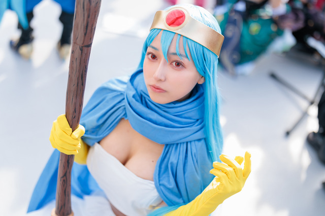 【コスプレ】勇者や賢者、天使まで歴代ナンバリングキャラが勢揃い!「ドラクエの日」美女コスプレまとめ【写真42枚】 画像