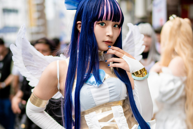 【コスプレ】アニメ「パンスト」のストッキングが激カワ!絶対領域が眩しいラブリーエンジェルな関西美女はお好き?【写真10枚】 画像