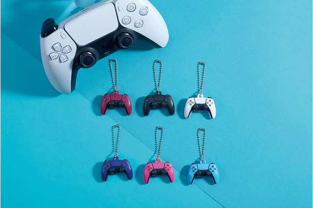 PS5のコントローラーをミニサイズで再現!方向キーとアクションボタンには透明パーツを使用 画像