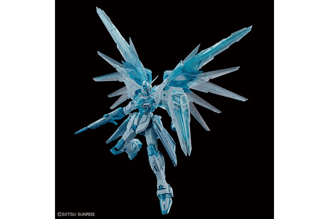 氷・雷を思わせる色合いがクール！特別カラーのMGガンプラ「フリーダム Ver.2.0」「ジャスティス」がガンダムベースで発売 画像