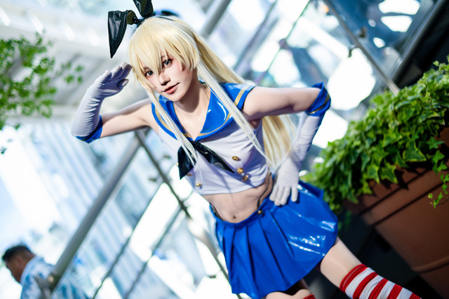 【コスプレ】これぞ会心の“JK”コスプレ!?『艦これ』島風のミニスカ&ニーハイが似合いすぎる【写真7枚】 画像