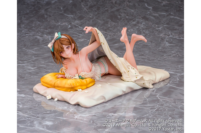 「ライザ」にこんな格好させて大丈夫なんですか！？『アズレン』コラボ衣装フィギュアのデコマス初公開 画像