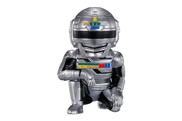 渋かっこいいポーズ！？ ギャバン、ジャンパーソンら 「メタルヒーロー」が哀愁ただよう“まちぼうけ”姿に 画像