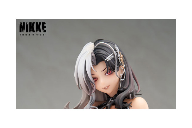 大胆な衣装が光沢感でより過激に…！『勝利の女神：NIKKE』から「ロザンナ：シックオーシャン」が1/7スケールフィギュア化 画像