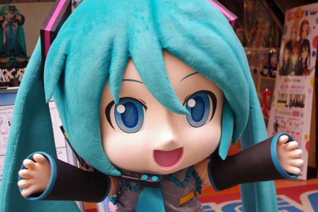 『初音ミク -Project DIVA- extend』が1位、『戦国BASARA3 宴』『俺屍』も好調・・・週間売上ランキング(11月7日～13日) 画像