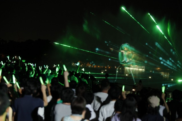 ニコ生内のプロデューサーコメントも掲載!『初音ミク -Project DIVA- f』発売記念前夜祭「夏の終わりの39祭り」レポ 画像