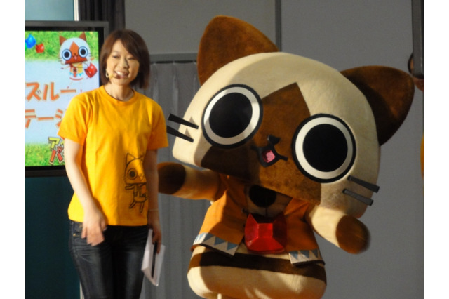 【TGS 2012】『アイルーでパズルー』鈴木Pとアイルーがファミリーコーナーにやってきた！ 画像