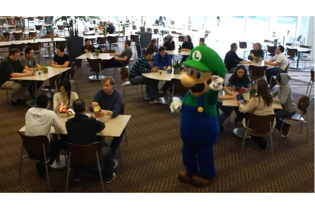 マリオの弟、今流行のハーレムシェイクに挑戦 画像