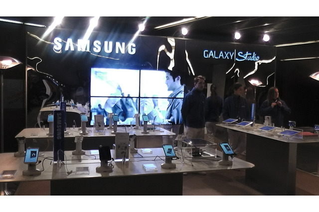 【MWC 2013】サムスン、会場外でも「GALAXY Studio」でアピール 画像