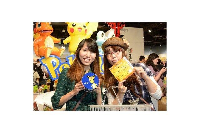 『ポケットモンスター X・Y』ついに発売!店頭では、発売を待ち焦がれるファンにより長蛇の列が 画像