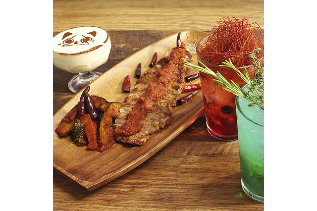 「モンスターハンター展」×渋谷ヒカリエ「Cafe&Grill SIZZLe GAZZLe」期間限定コラボメニューが登場 画像