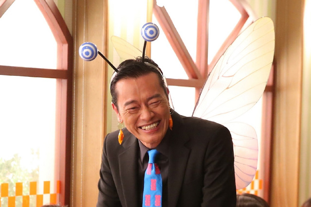 54歳の妖精姿がクセになる『キャンディークラッシュソーダ』のTVCMが放映開始 画像