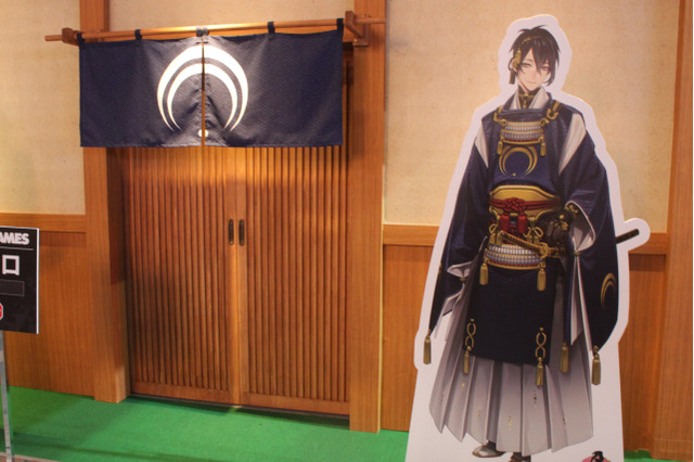 【TGS2016】 DMM GAMES VR×『刀剣乱舞-ONLINE-』を体験―息遣いを感じるほど美しくてリアルな三日月宗近が！ 画像