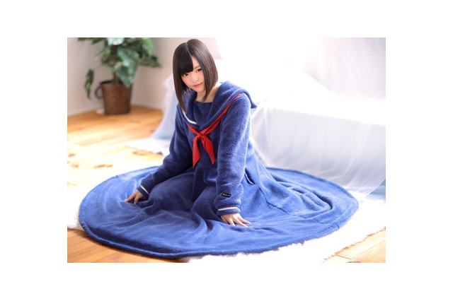 セーラー服型パジャマに“着る毛布タイプ”登場!「セルフこたつ」であったか&キュート 画像