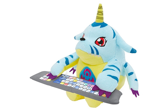 「デジモンアドベンチャー tri.」の「ガブモン」がPCクッションに!一本角も忠実に再現 画像